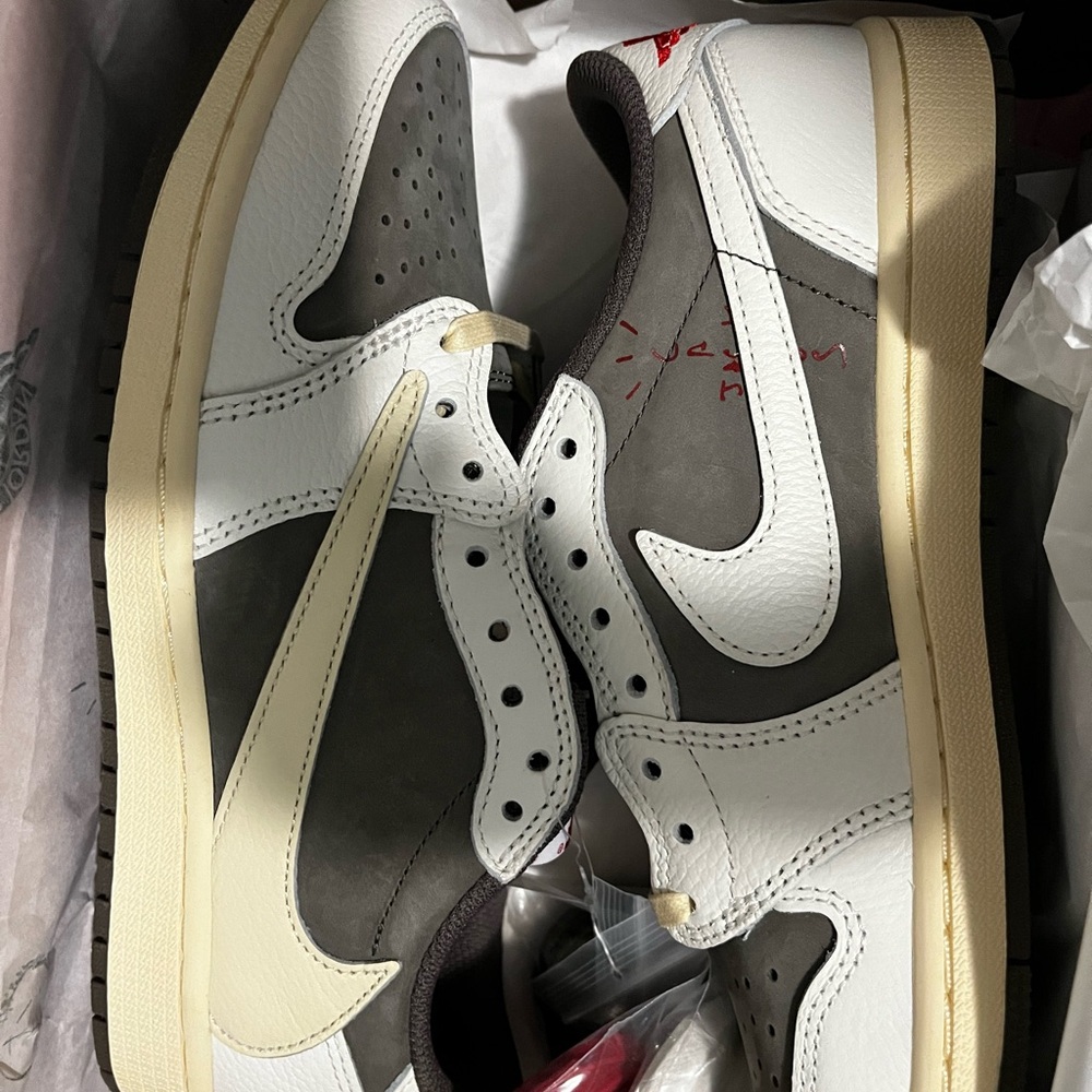 Travis Scott reverse mochas